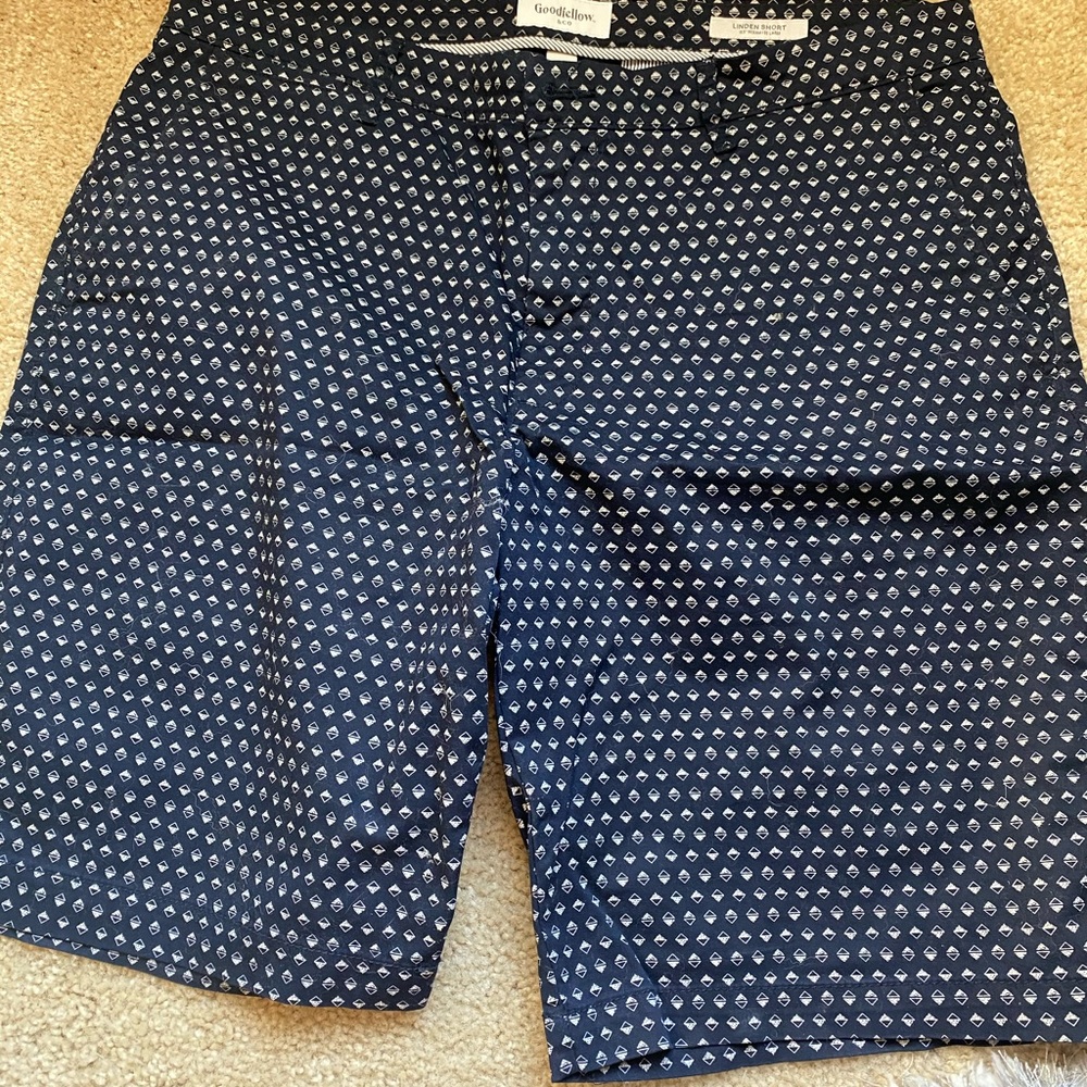 Men’s Navy Goodfellow & Co linen shorts